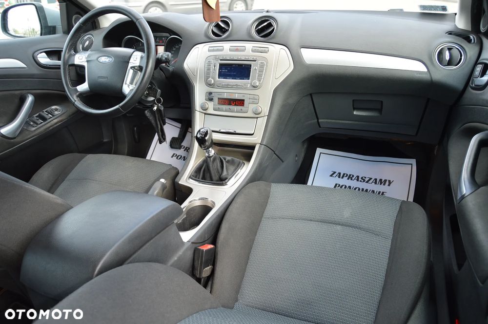 Ford Mondeo 2.0 TDCi Trend - 36