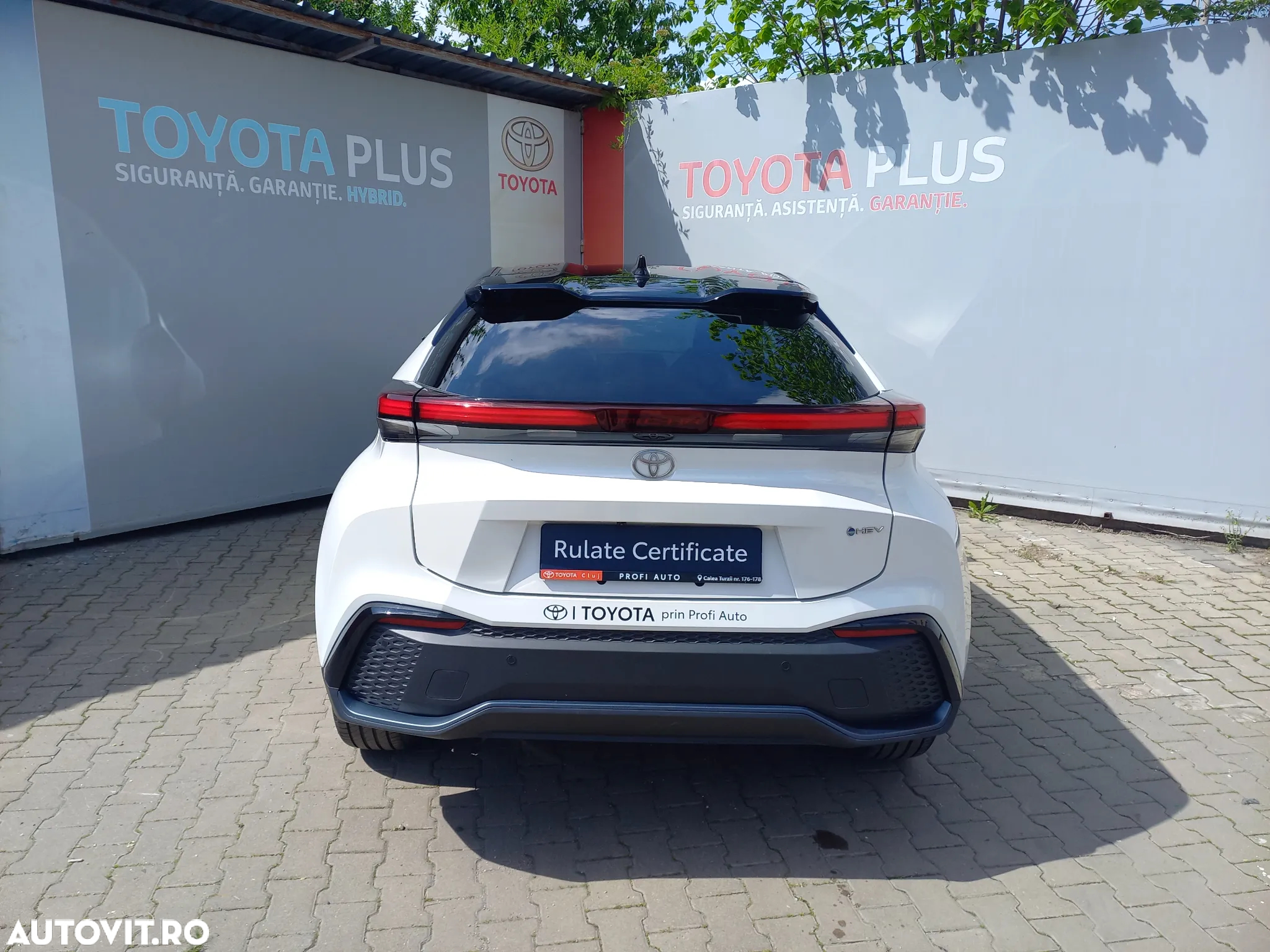 Toyota C-HR - 4