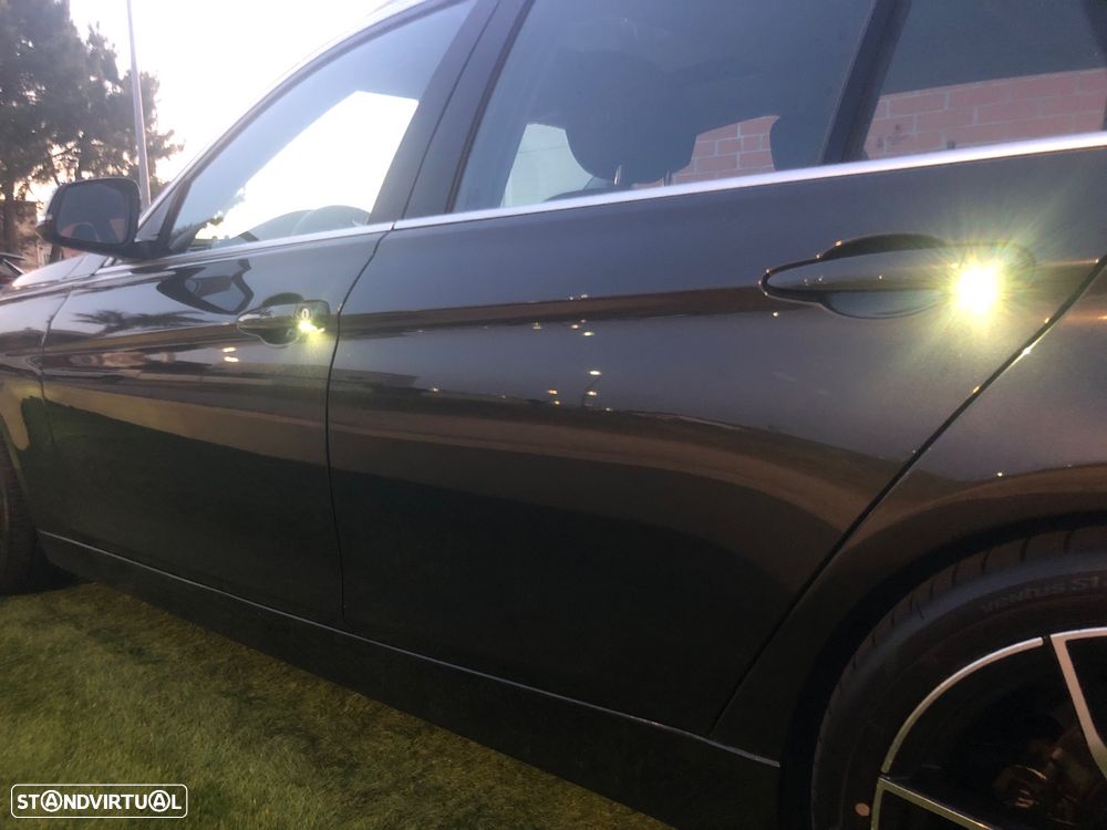 BMW 320 d Touring Aut. Efficient Dynamics Edition Sport Line - 28
