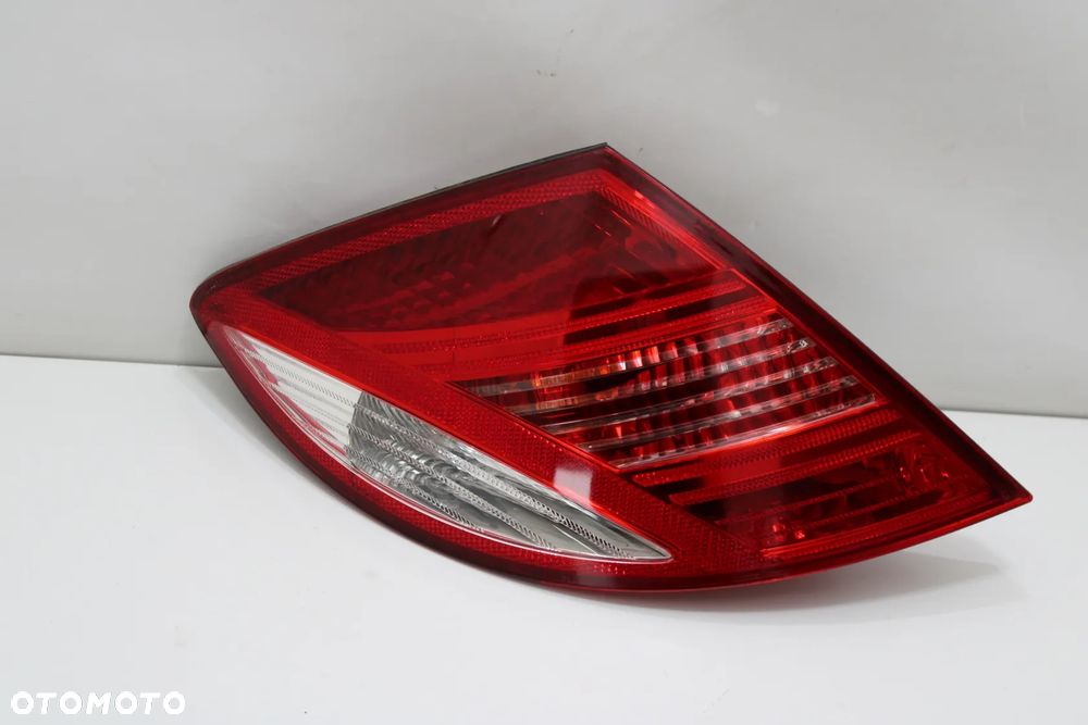 Lampa tył prawy lewy tylna prawa lewa OE Mercedes CL CL63 AMG W216 C216 A2168200264 A2168200164 - 30