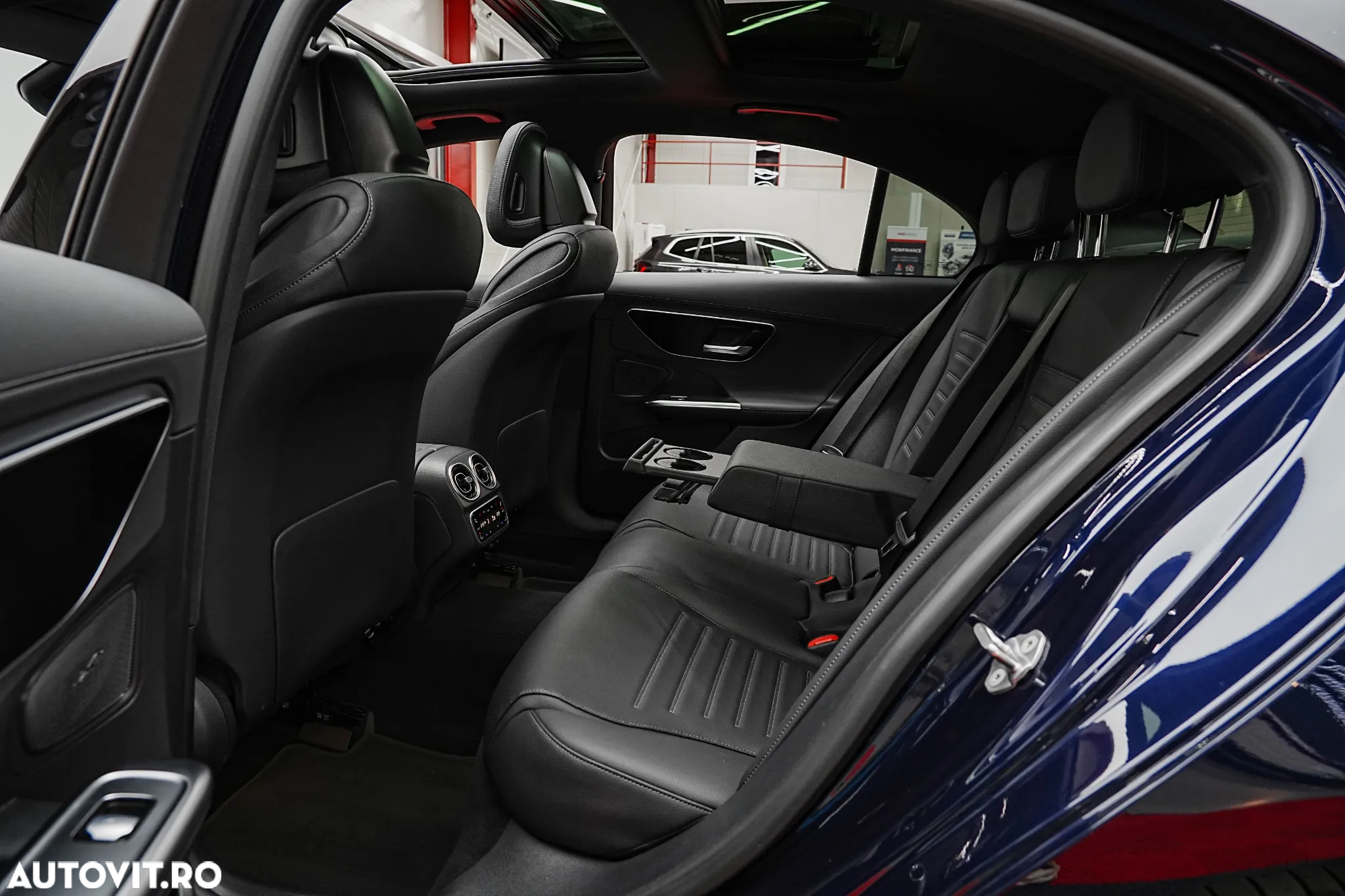Mercedes-Benz C 300 e 9G-TRONIC AMG Line Advanced - 8