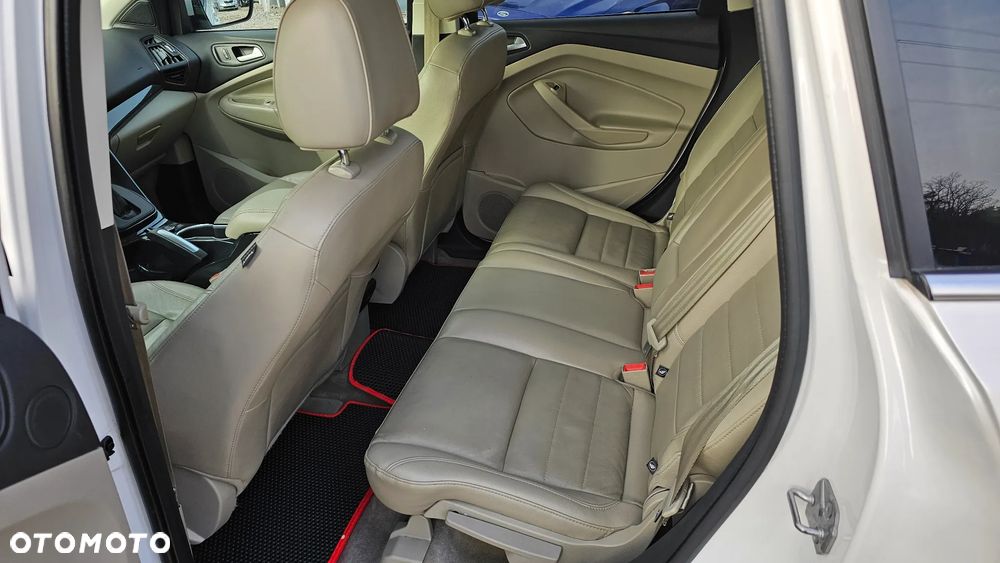 Ford Escape 2.0 EcoBoost FWD Titanium - 9