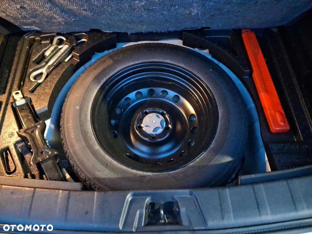 Nissan Qashqai 1.3 DIG-T N-Connecta DCT - 25