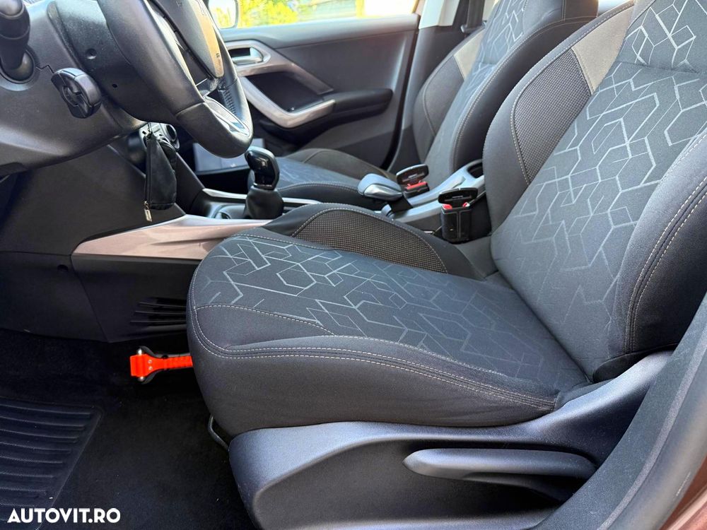 Peugeot 2008 1.2 VTi Active - 14