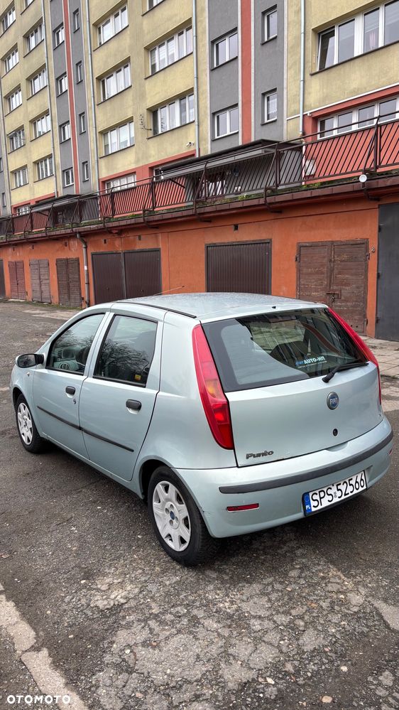 Fiat Punto 1.2 16V Dynamic - 4