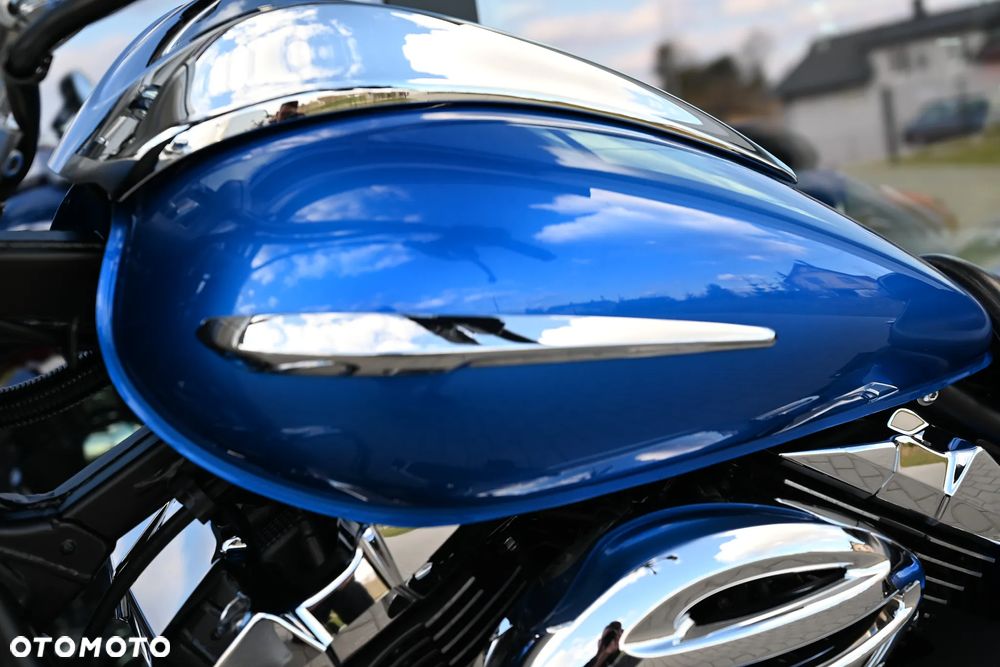 Yamaha XVS - 11