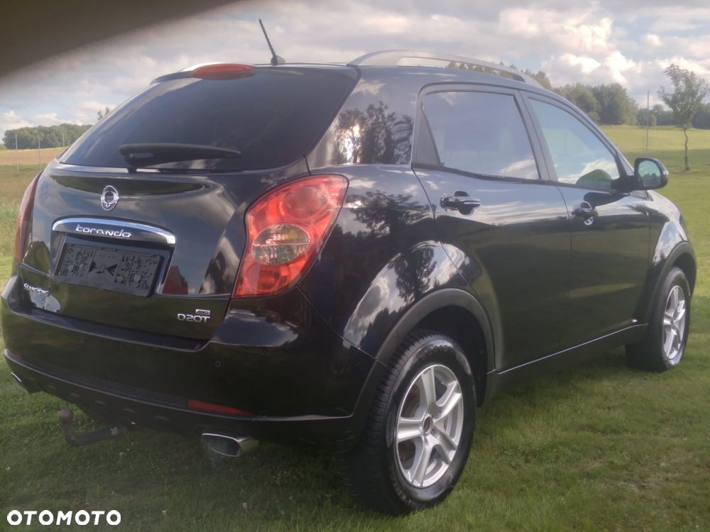 KG Mobility Korando 2013 photo 4
