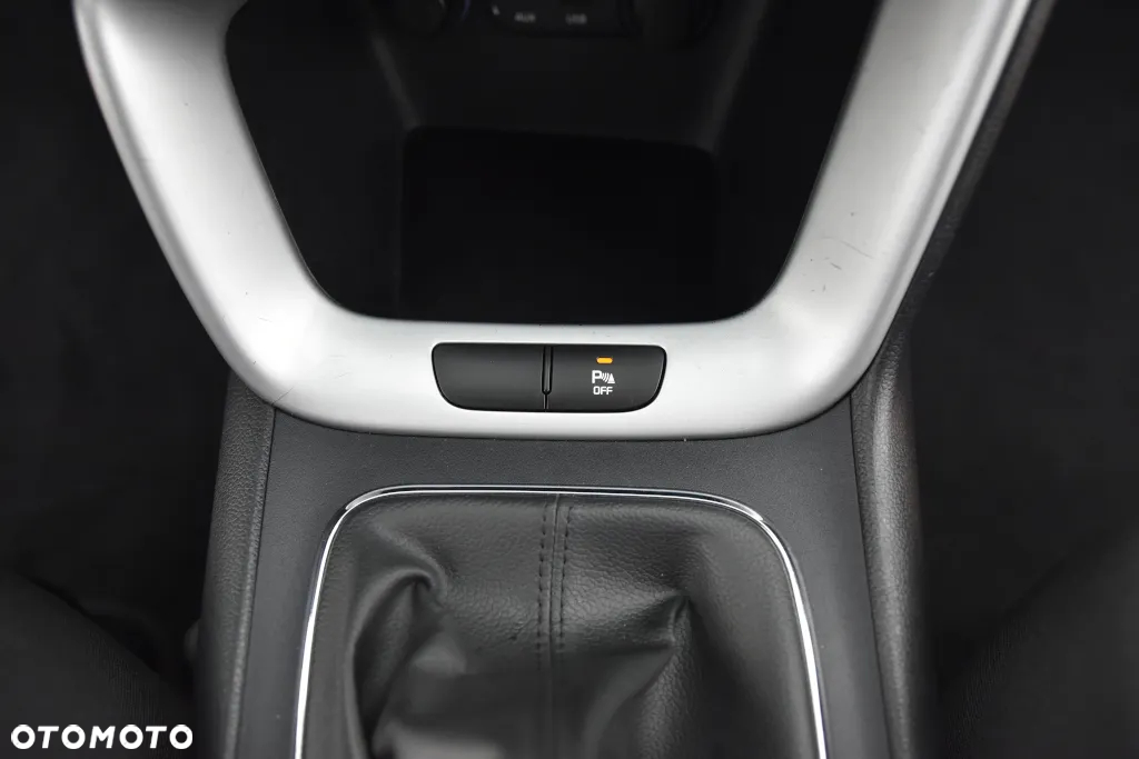 Kia Ceed Cee'd 1.4 L - 23
