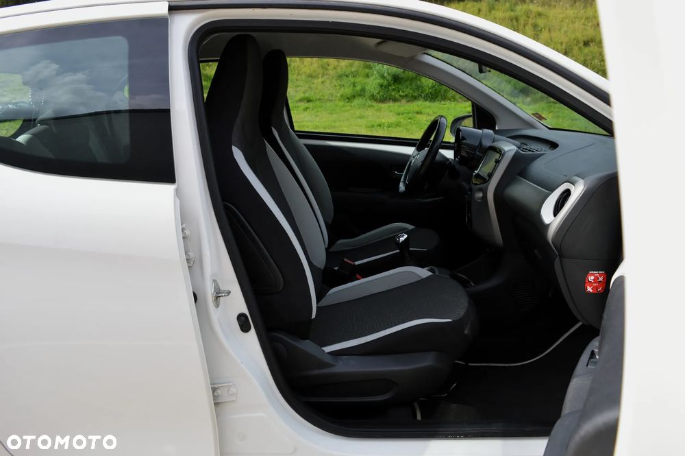 Toyota Aygo 1.0 VVT-i Sprint EU6 - 11