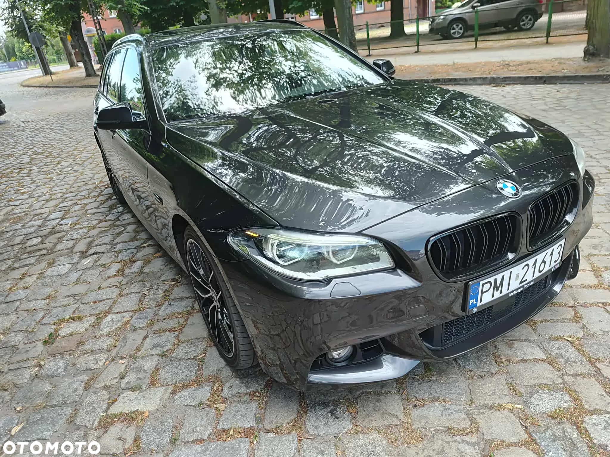 BMW Seria 5 530d Touring - 12