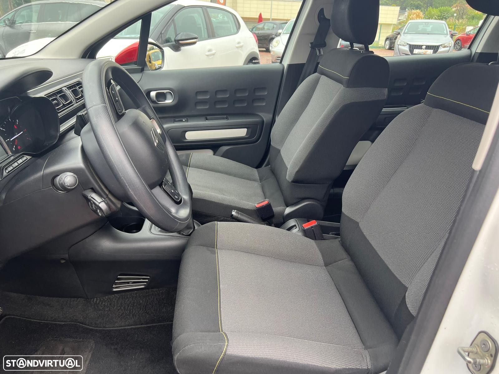 Citroën C3 1.2 PureTech Feel - 17