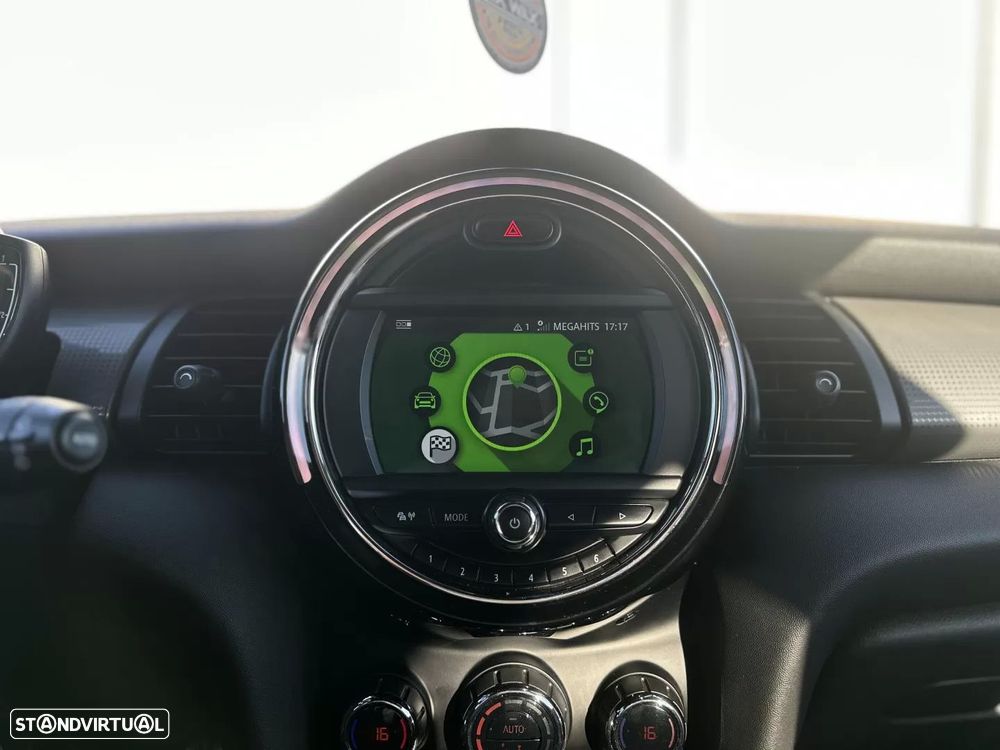 MINI 5 Portas Cooper D - 31