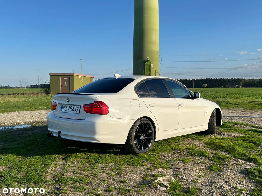 BMW Seria 3 318i - 7