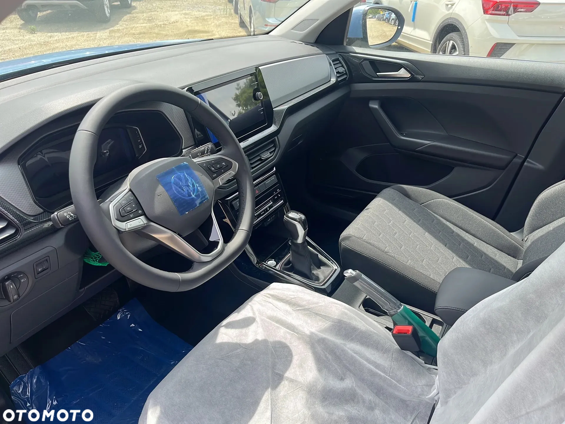 Volkswagen T-Cross 1.0 TSI Life Plus DSG - 9