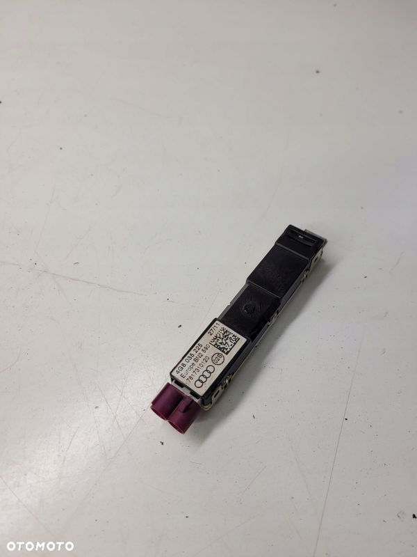 WZMACNIACZ ANTENOWY AUDI A6 C7 A7 4G8035225 - 2