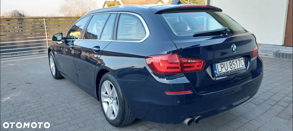 BMW Seria 5 520d - 23