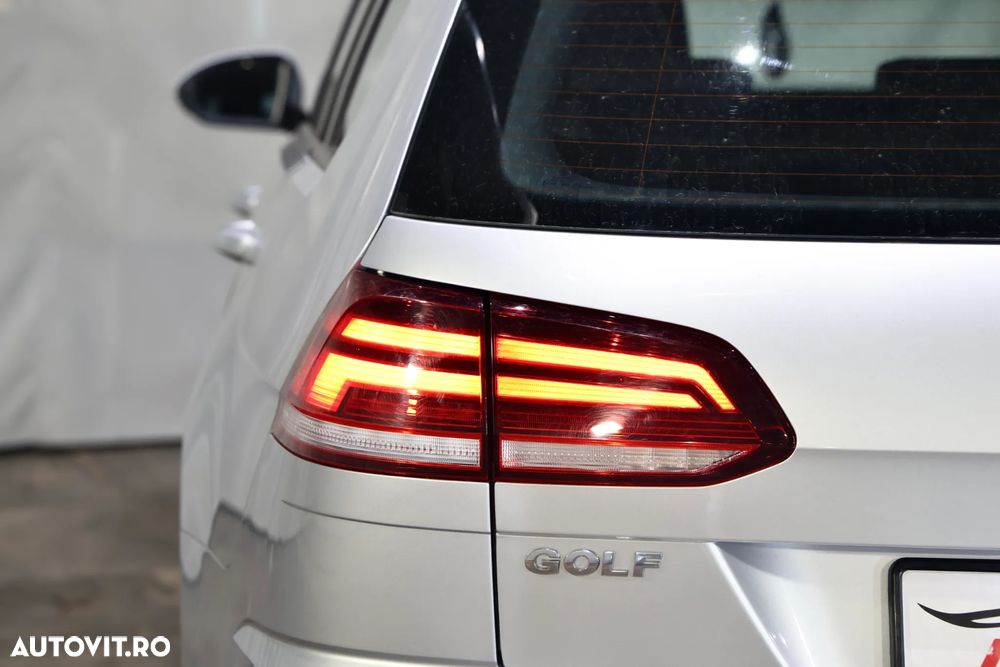 Volkswagen Golf 1.6 TDI SCR Comfortline - 34