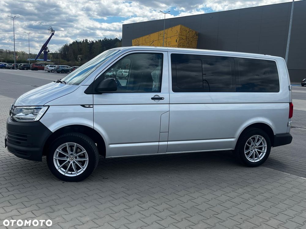 Volkswagen Transporter - 22