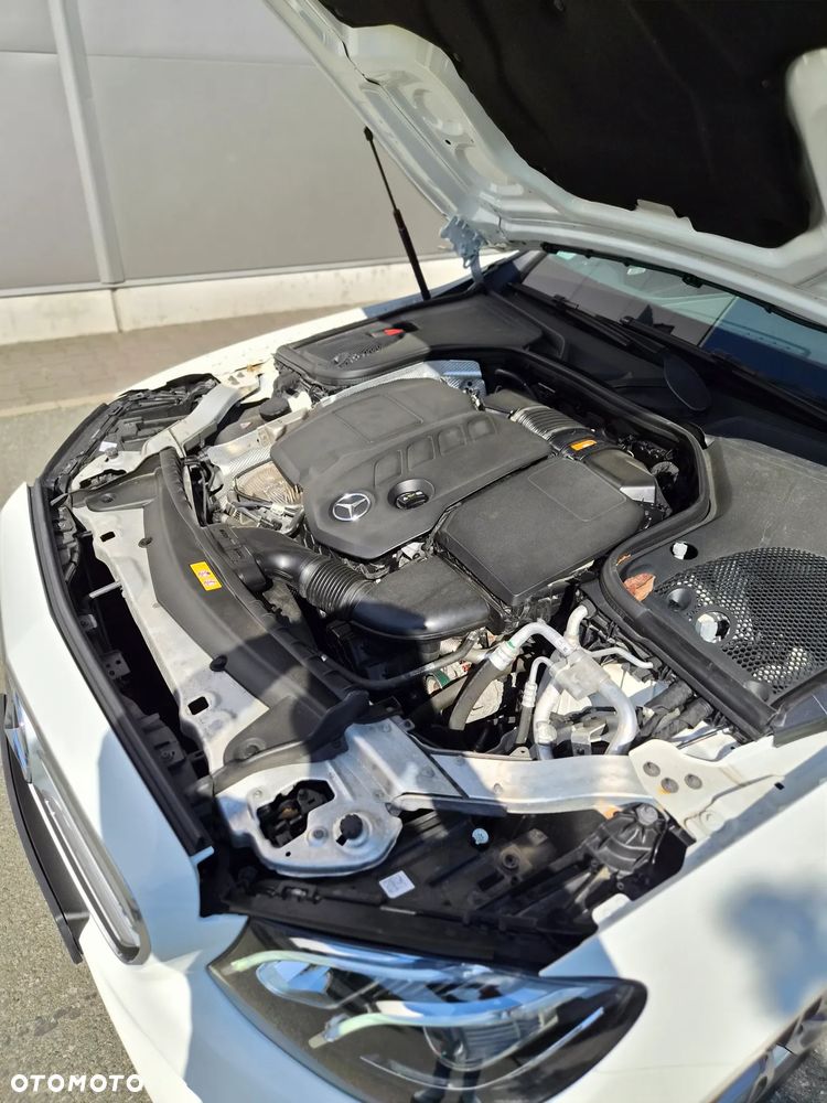 Mercedes-Benz Klasa E 220 d 4-Matic AMG - 19
