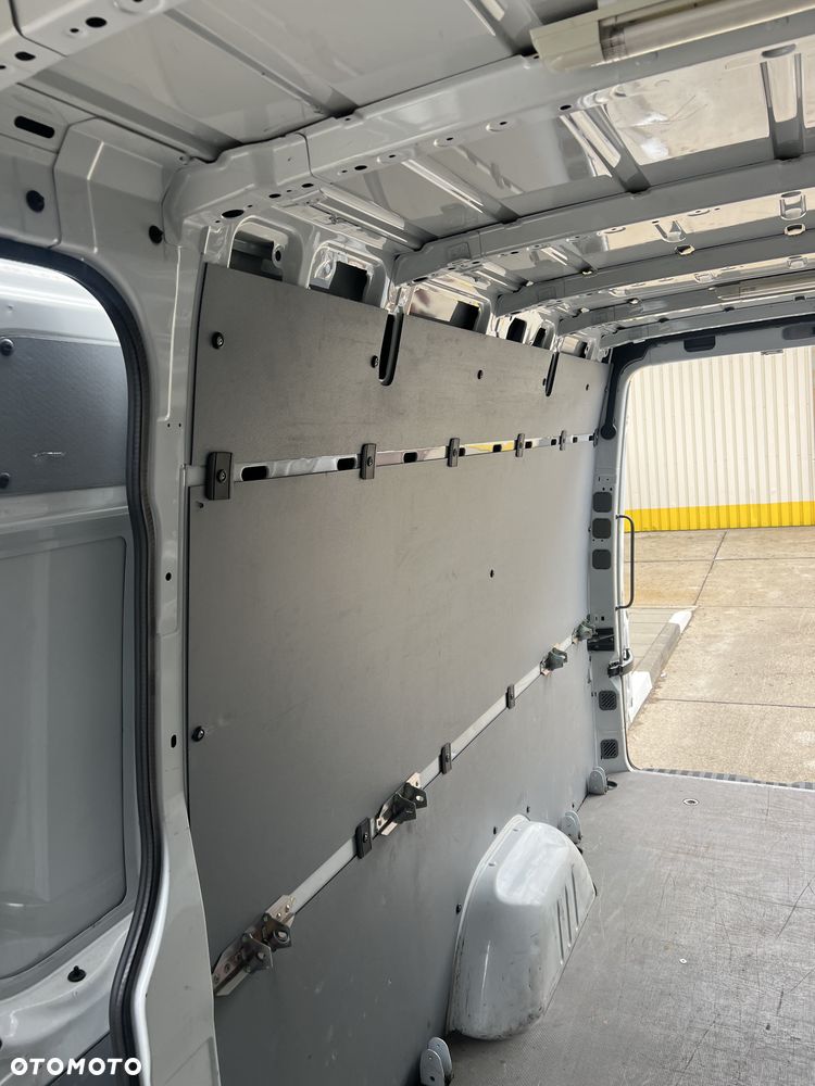 Mercedes-Benz Sprinter 906.213 EEV - 7