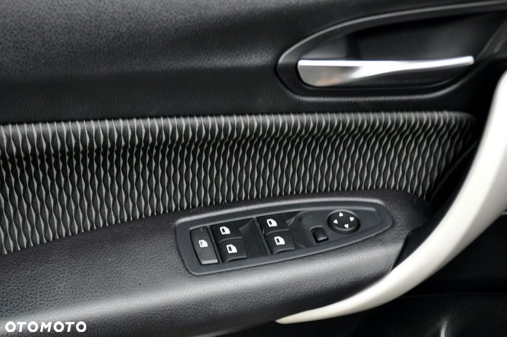 BMW Seria 1 - 37