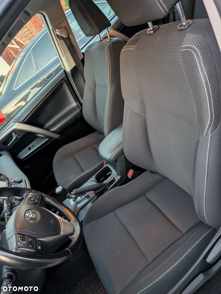 Toyota RAV4 - 14