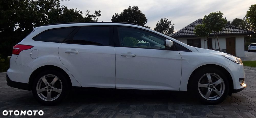 Ford Focus 1.5 TDCi Titanium ECOnetic ASS - 10