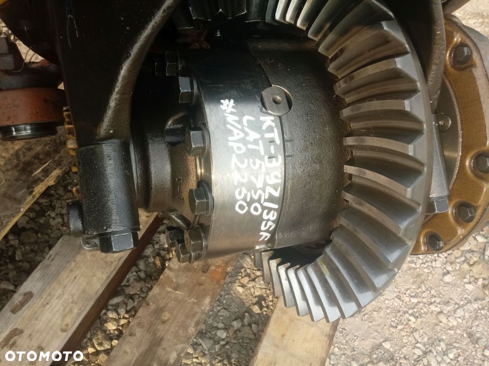 Koło talerzowe Wałek ataku Przekładnia zębata Dyferencjał Dyfer  CAT Caterpillar Wozidło 730 735 740 745 5750 11/39 - 2