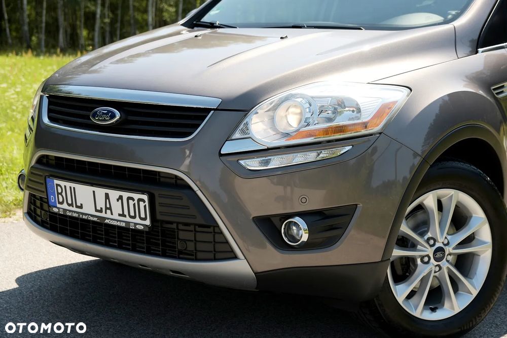 Ford Kuga 2.0 TDCi 4x4 Titanium - 40