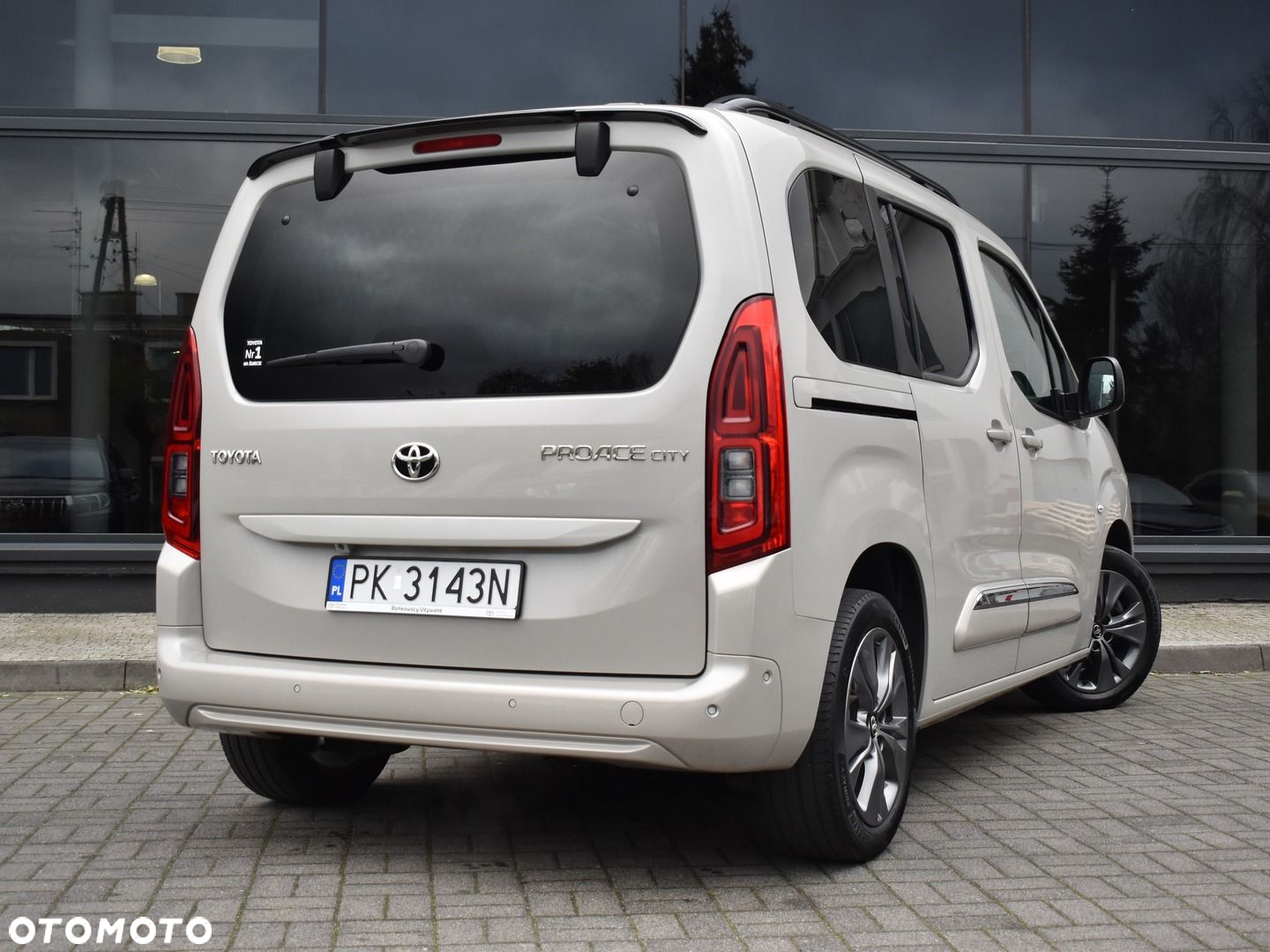 Toyota Proace City Verso 1.2 D-4T Family - 9