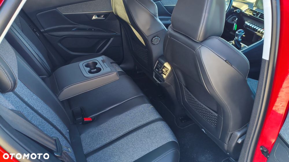 Peugeot 3008 BlueHDi 130 Stop & Start Allure - 31