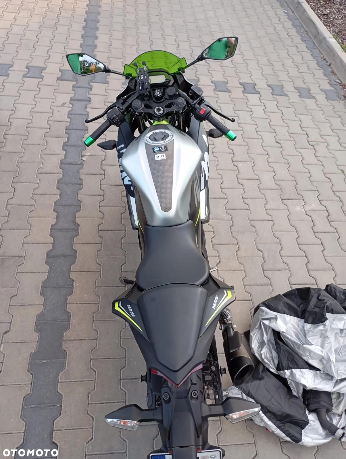 Kawasaki Ninja - 7
