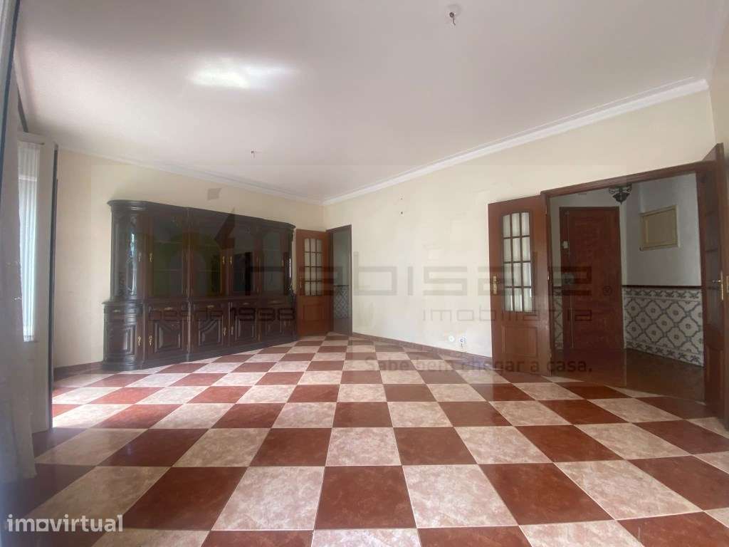 Apartamento T3 com varanda - Grande imagem: 2/20