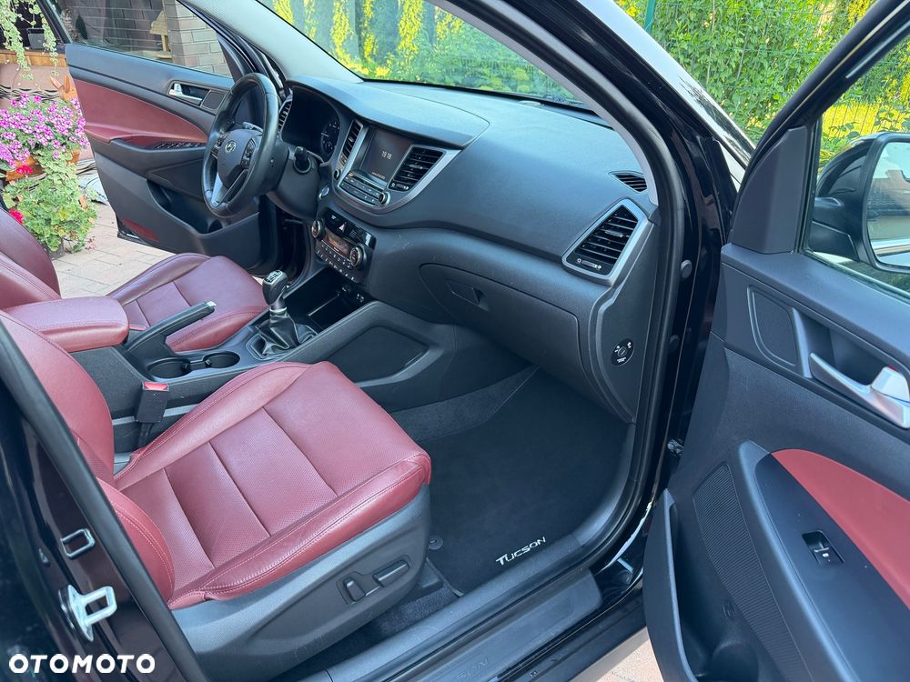 Hyundai Tucson 2.0 CRDi 4WD Intro Edition - 27