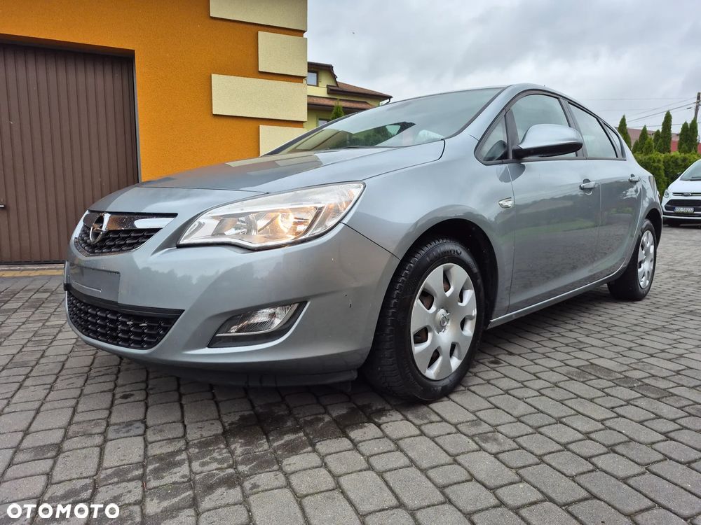Opel Astra 1.6 Edition - 1