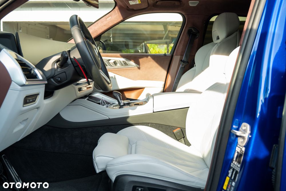 BMW XM 50e PHEV sport - 26