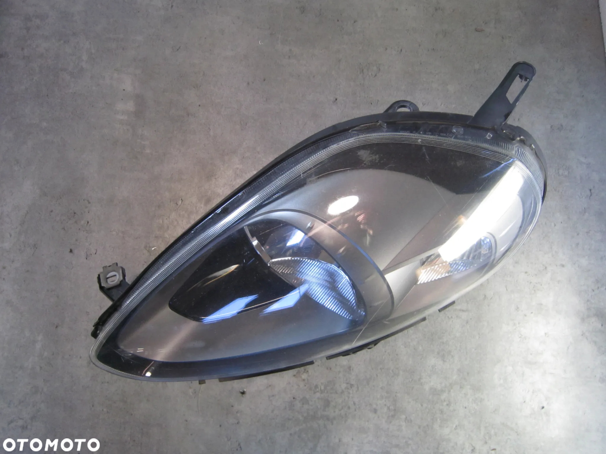 Lampa przód przednia lewa Fiat Punto Evo Lift Angilk - 4