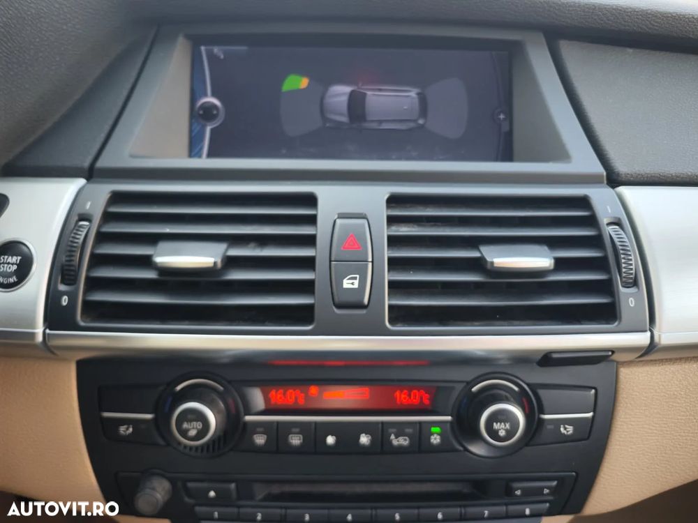 BMW X5 xDrive30d - 23