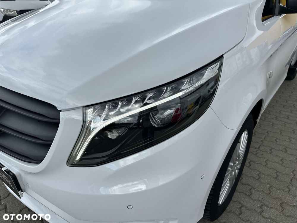 Mercedes-Benz Vito Tourer - 11