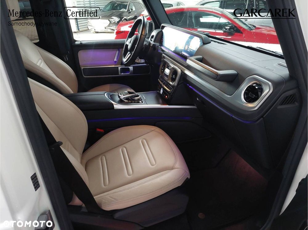 Mercedes-Benz Klasa G 350 d - 21