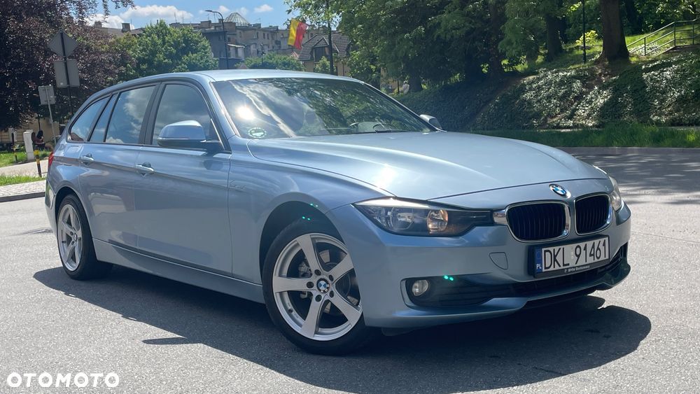 BMW Seria 3 318d Sport Line - 4