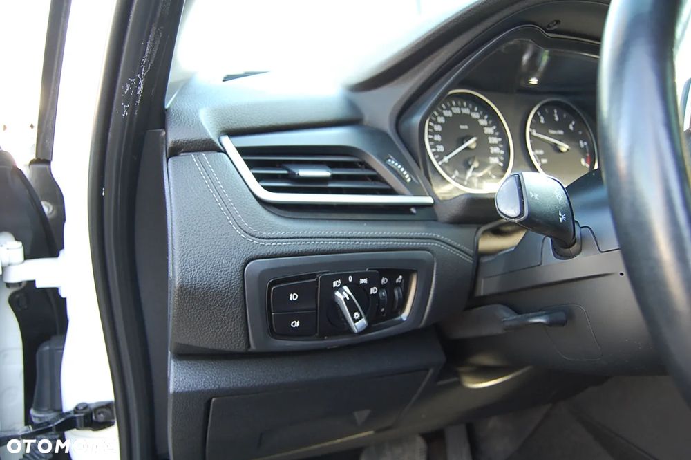 BMW Seria 2 218d GT Luxury Line - 33