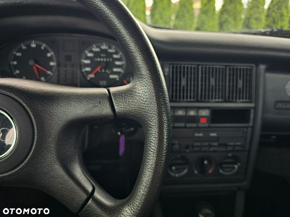 Audi 80 - 16