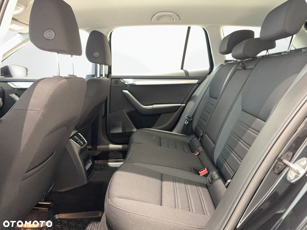 Skoda Octavia 1.6 TDI SCR Ambition - 13