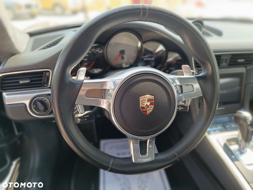 Porsche 911 - 21