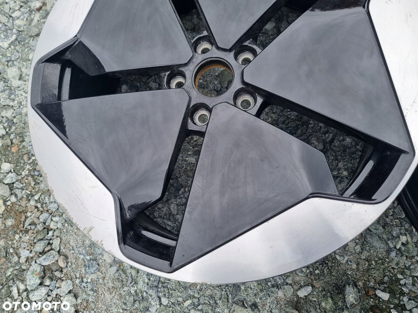 VW ID3 ID.3 FELGA 20" ET44 10A601025B - 3
