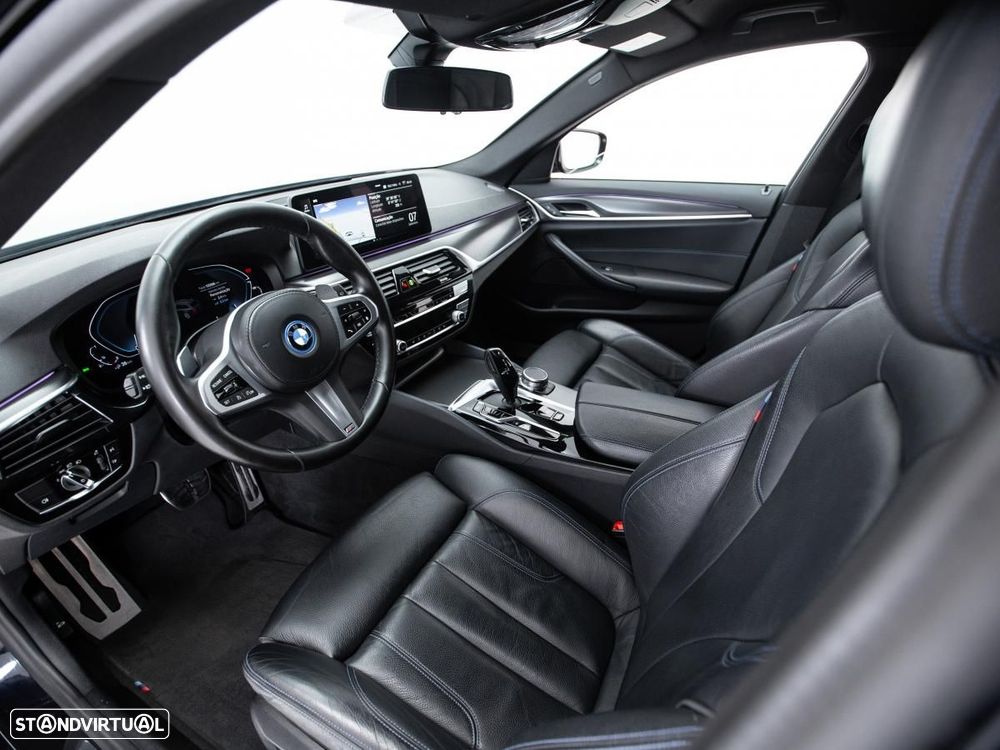 BMW 520 e Pack M - 9
