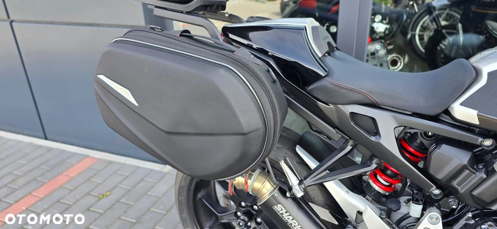 Honda CB - 14