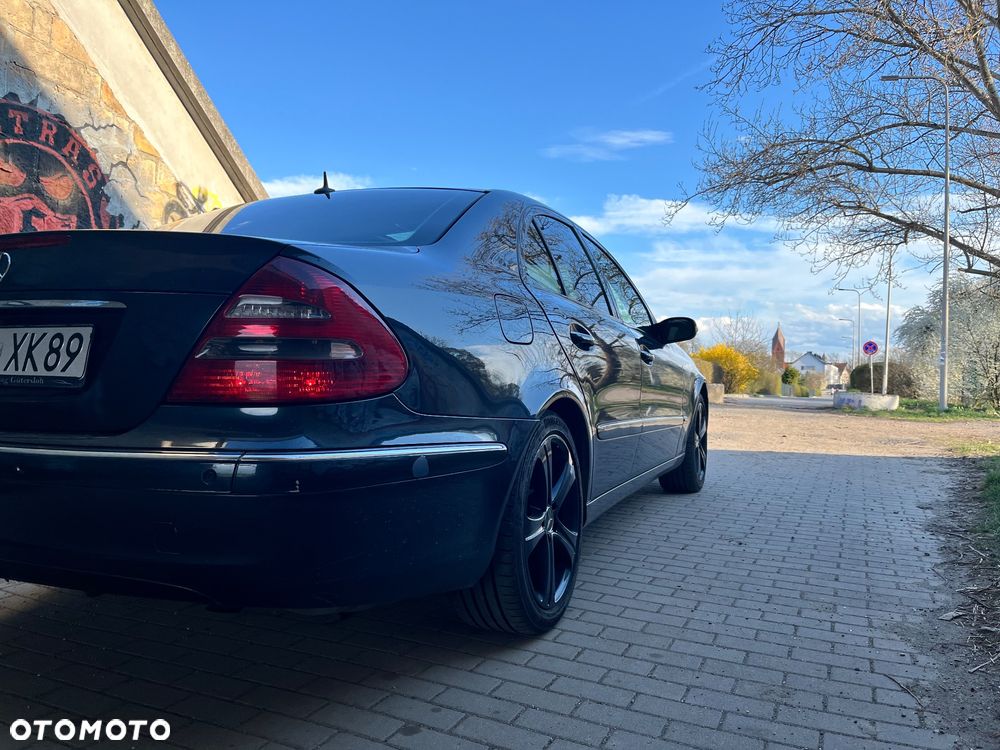 Mercedes-Benz Klasa E - 4