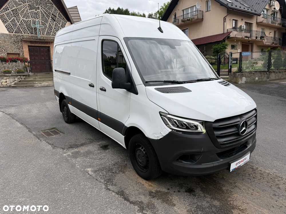 Mercedes-Benz SPRINTER - 3